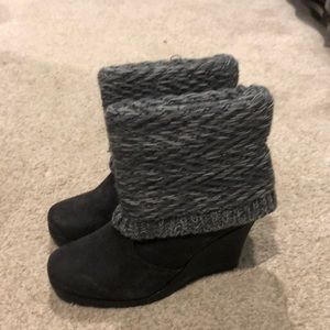 Muk Luks wedge bootie